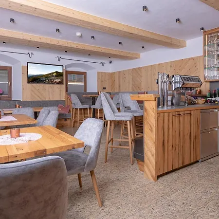 بيت ريفي Aigner ***