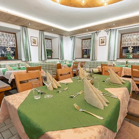 Aigner *** Inn Fuegen