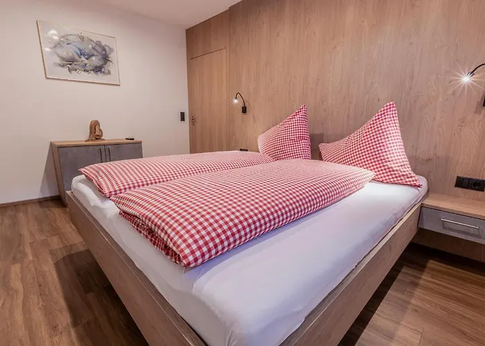 Aigner *** Herberg *