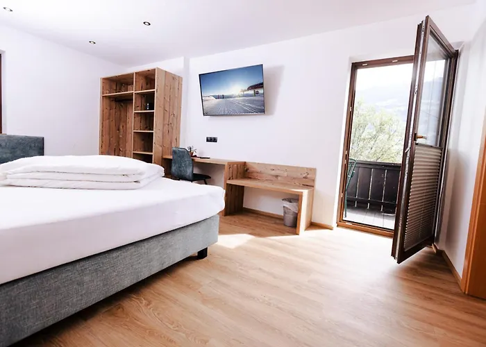 Aigner *** Locanda Fügen