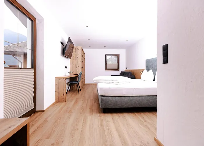 Aigner *** Locanda Fügen