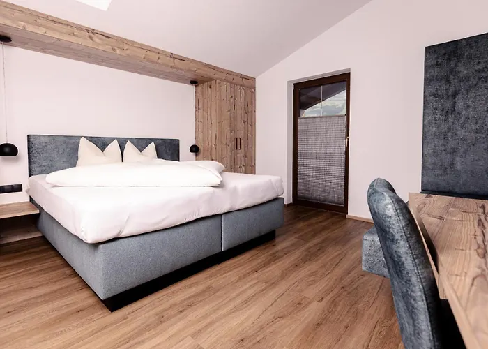 Aigner *** Herberg *